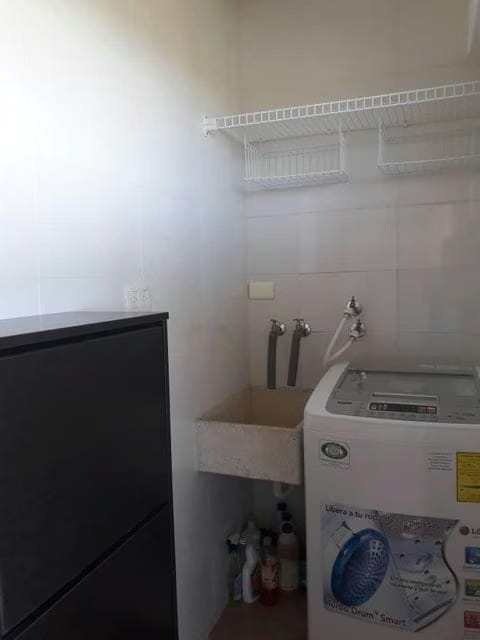 Apartamento (1 Nivel) en Venta en Los Canales de Rio Chico, Miranda - 32