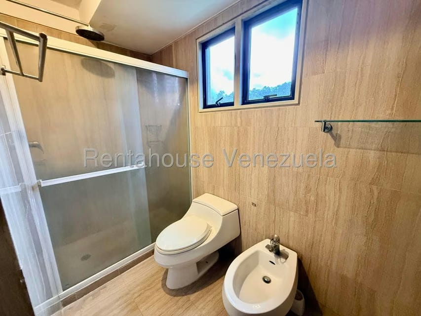 Apartamento (1 Nivel) en Venta en Lomas de La Lagunita, Distrito Metropolitano - 16