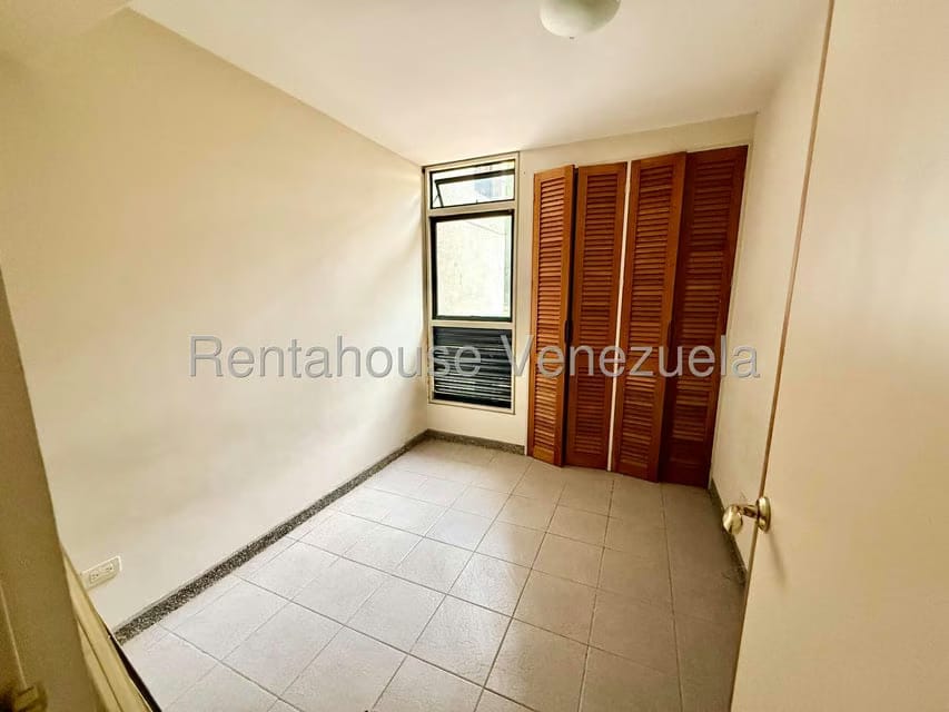 Apartamento (1 Nivel) en Venta en Lomas de La Lagunita, Distrito Metropolitano - 25