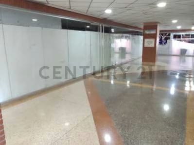 Local en Centro Comercial Boleita Center 1300 Mts2 más 200 Mts2 Terraza, - 5