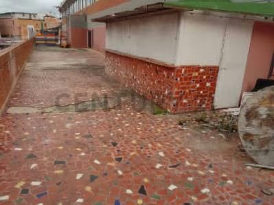 Local en Centro Comercial Boleita Center 1300 Mts2 más 200 Mts2 Terraza, - 10