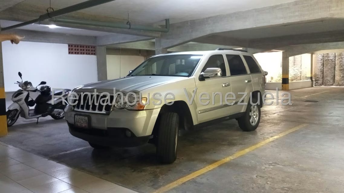 Apartamento (Multiples Niveles) en Alquiler en Colinas del Tamanaco, Distrito Metropolitano - 113