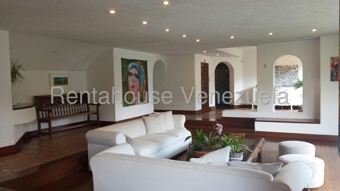 Apartamento (Multiples Niveles) en Alquiler en Colinas del Tamanaco, Distrito Metropolitano - 18