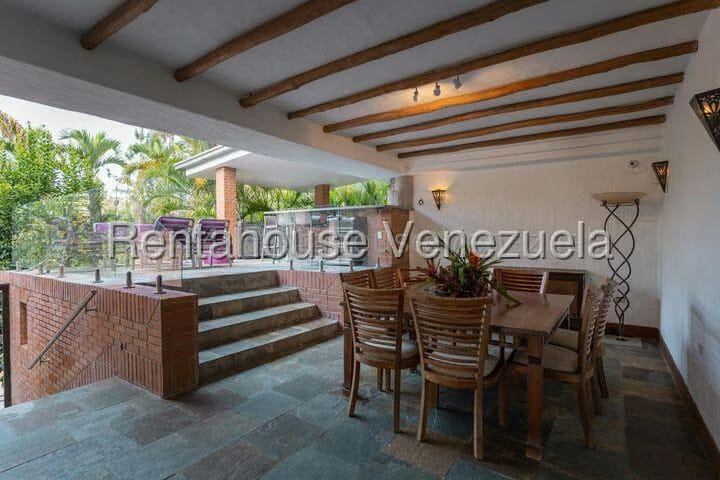 Apartamento (Multiples Niveles) en Alquiler en Colinas del Tamanaco, Distrito Metropolitano - 42