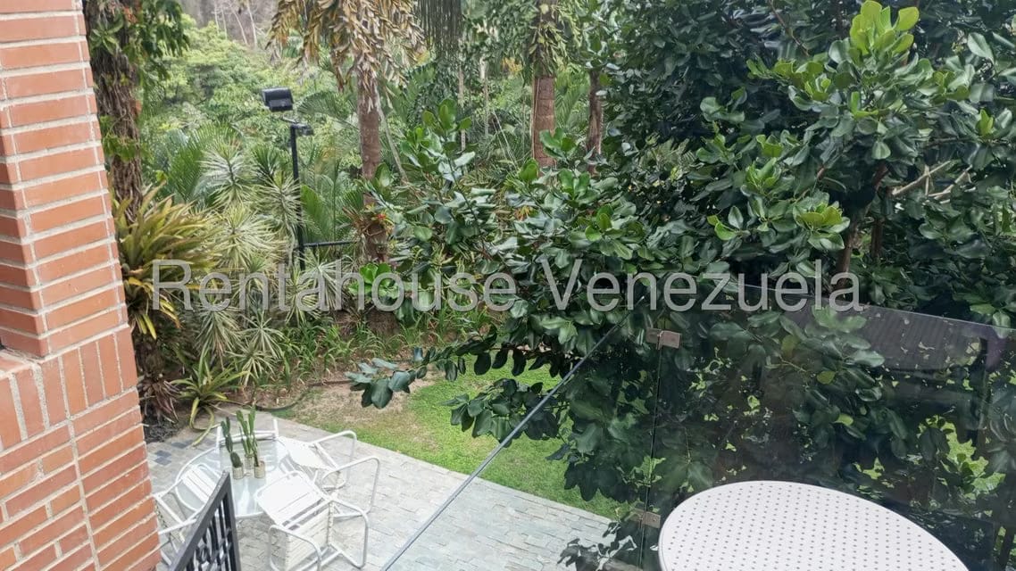 Apartamento (Multiples Niveles) en Alquiler en Colinas del Tamanaco, Distrito Metropolitano - 46