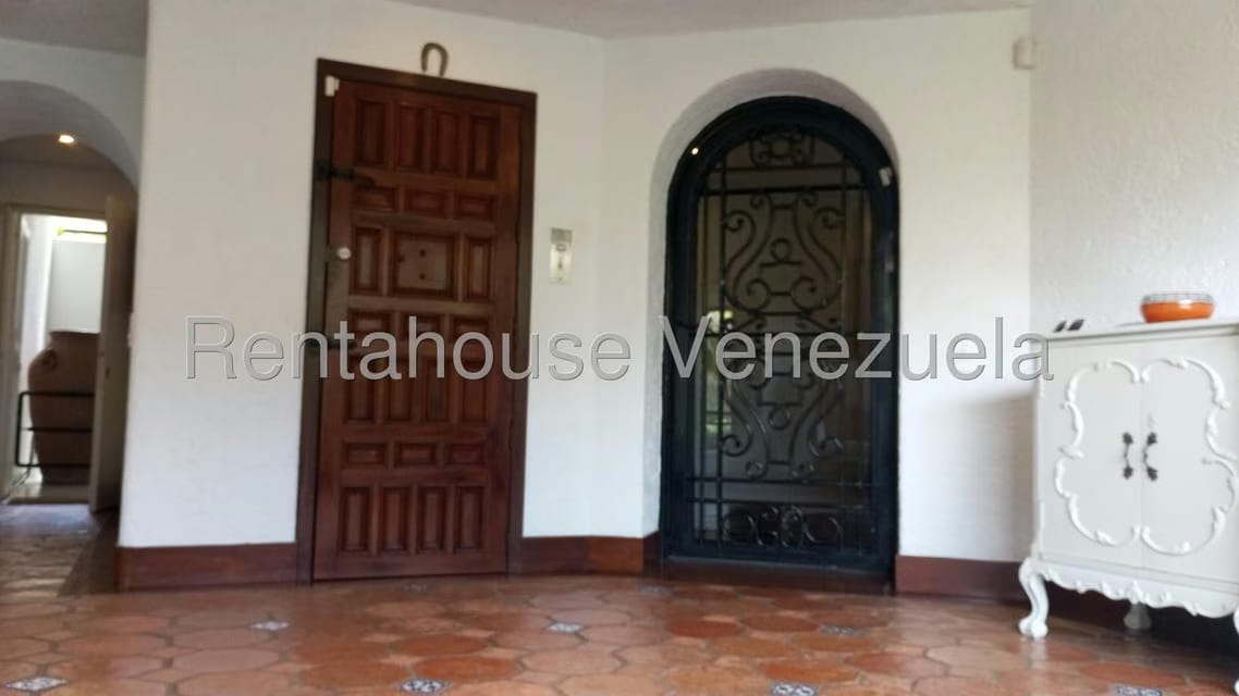 Apartamento (Multiples Niveles) en Alquiler en Colinas del Tamanaco, Distrito Metropolitano - 8