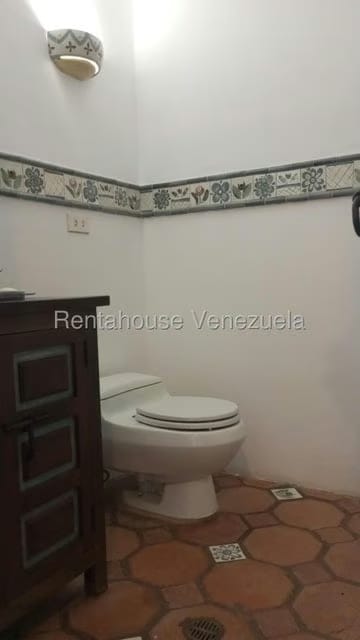 Apartamento (Multiples Niveles) en Alquiler en Colinas del Tamanaco, Distrito Metropolitano - 87