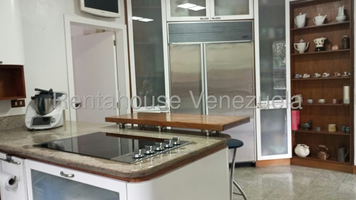 Apartamento (Multiples Niveles) en Alquiler en Colinas del Tamanaco, Distrito Metropolitano - 88