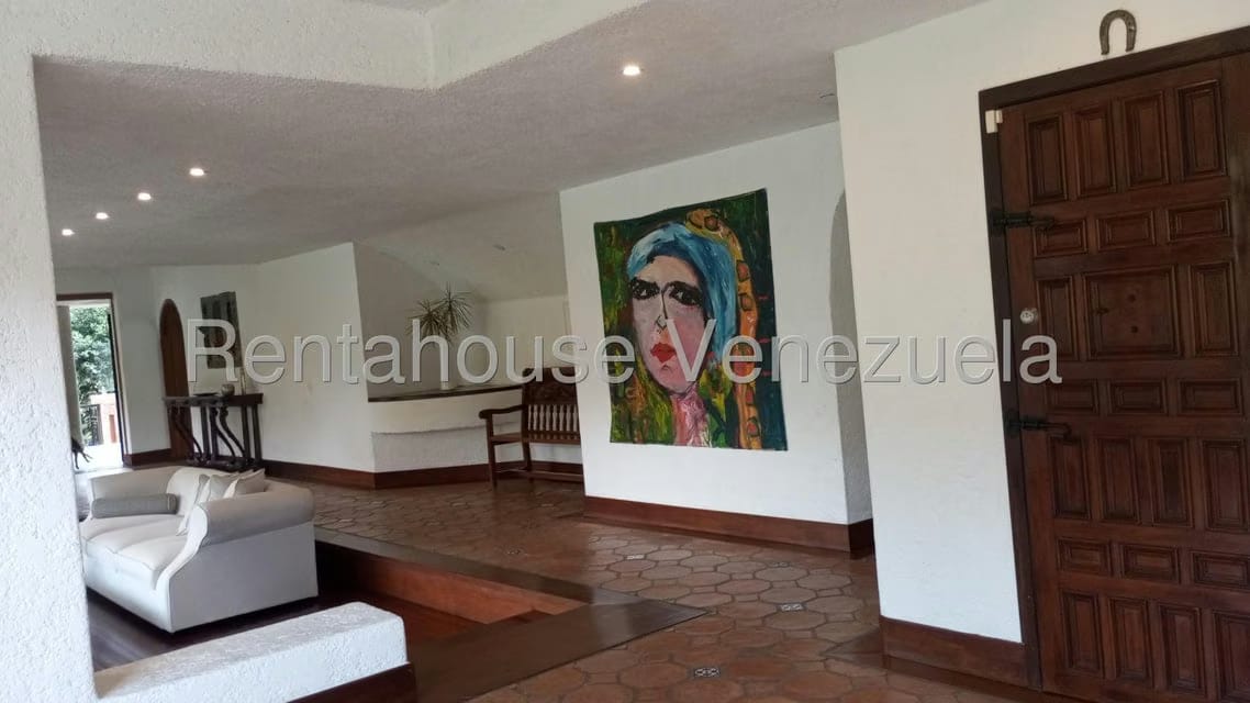 Apartamento (Multiples Niveles) en Alquiler en Colinas del Tamanaco, Distrito Metropolitano - 10