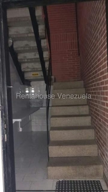 Apartamento (Multiples Niveles) en Alquiler en Colinas del Tamanaco, Distrito Metropolitano - 97