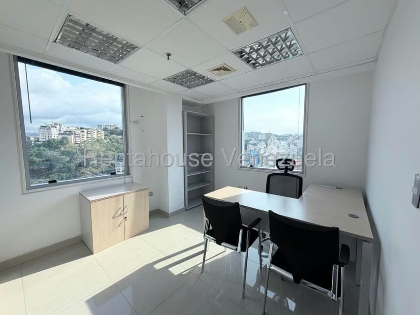 Comercial (Local Comercial) en Alquiler en El Rosal, Distrito Metropolitano - 15