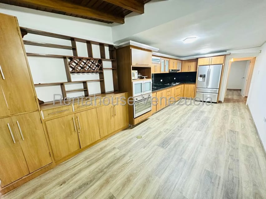 Casa (Duplex) en Venta en La Rosaleda, Lara - 45