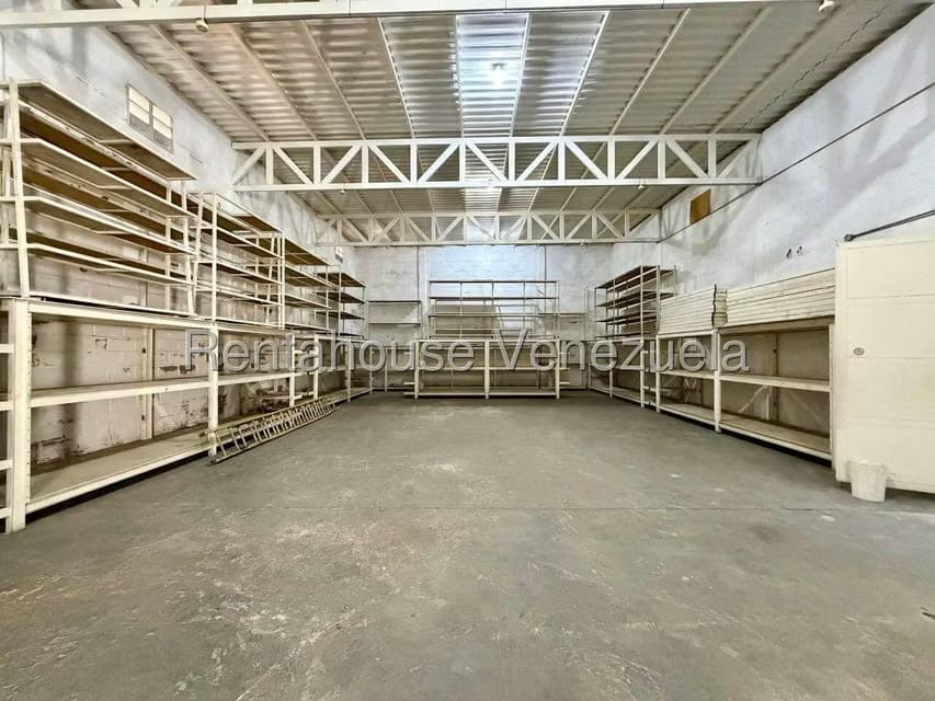 Comercial (Galpon - Deposito) en Alquiler en Centro, Falcon - 6