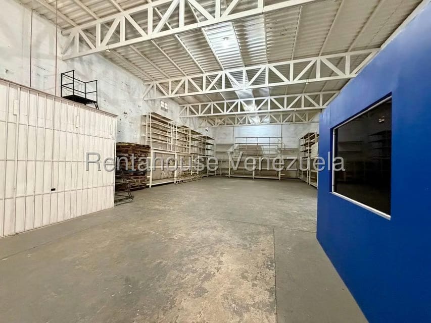 Comercial (Galpon - Deposito) en Alquiler en Centro, Falcon - 10