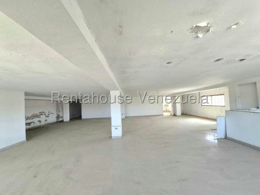 Comercial (Galpon - Deposito) en Venta en Centro, Falcon - 14