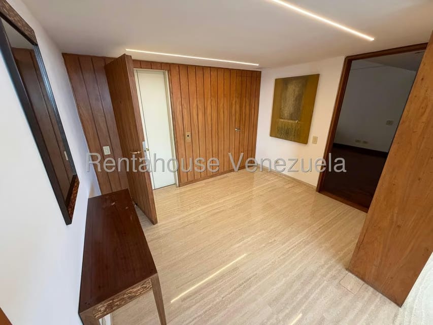 Apartamento (1 Nivel) en Alquiler en Colinas de Valle Arriba, Distrito Metropolitano - 7