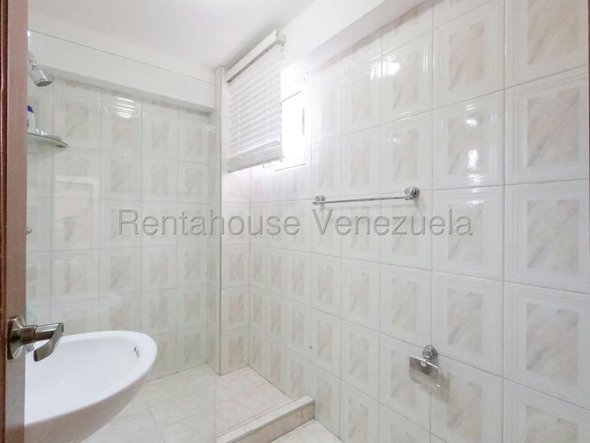 Apartamento (1 Nivel) en Venta en El Parque, Lara - 16