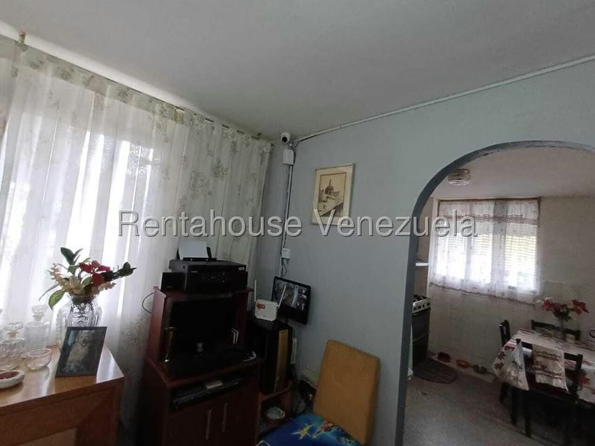 Apartamento (1 Nivel) en Venta en Bello Monte, Distrito Metropolitano - 12