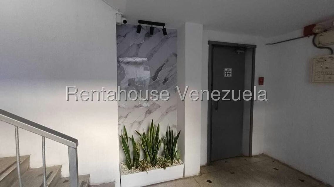 Apartamento (1 Nivel) en Venta en Bello Monte, Distrito Metropolitano - 3