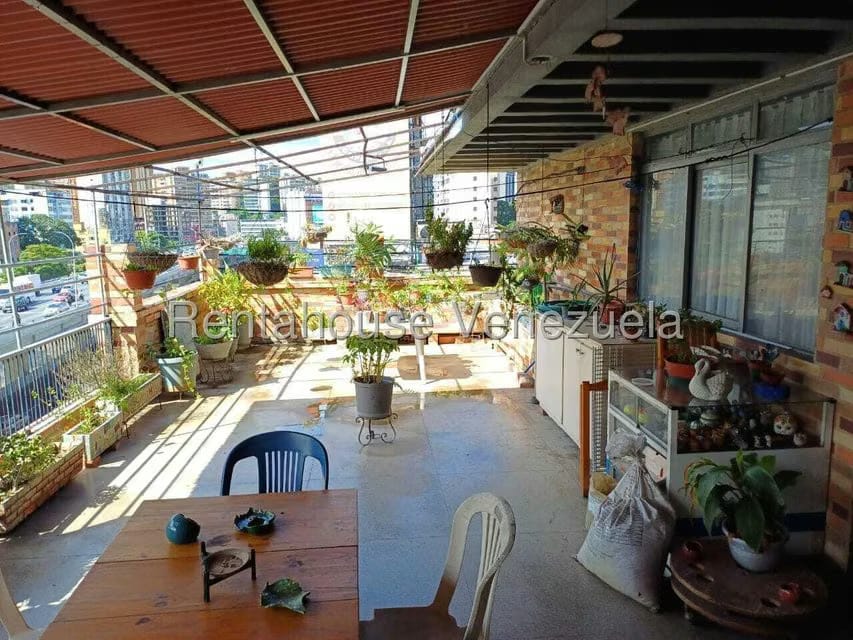 Apartamento (1 Nivel) en Venta en Bello Monte, Distrito Metropolitano - 25