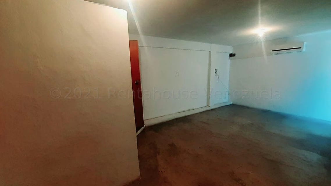 Comercial (Local Comercial) en Alquiler en Centro, Lara - 11
