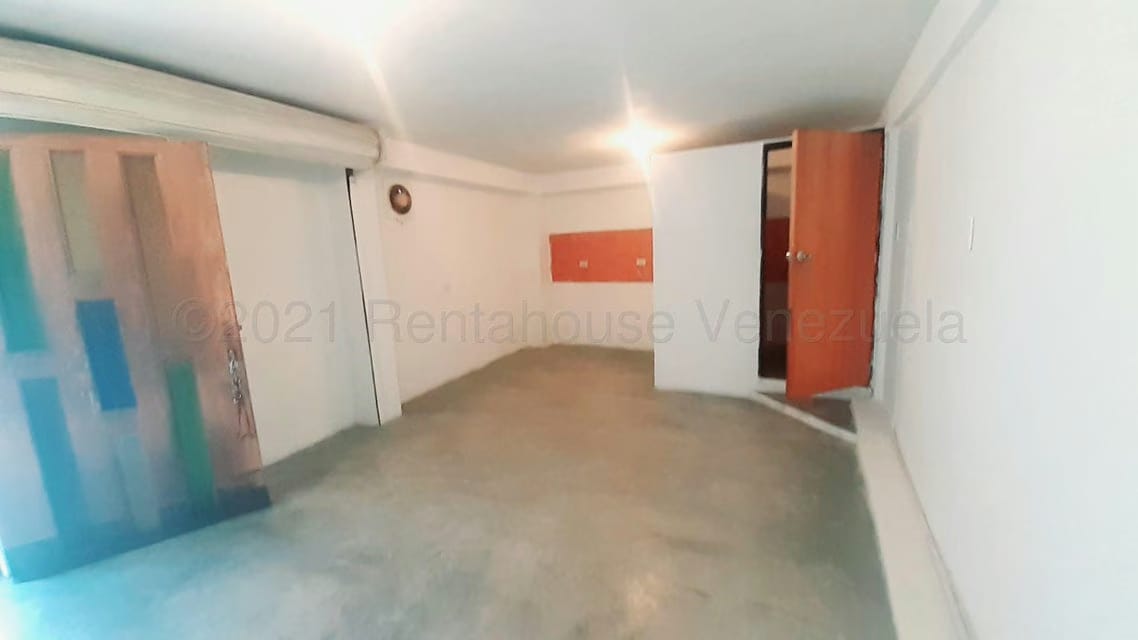 Comercial (Local Comercial) en Alquiler en Centro, Lara - 3