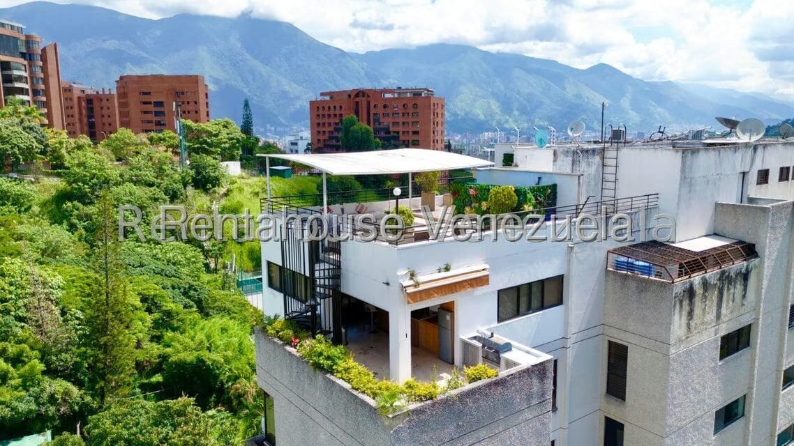 Apartamento (1 Nivel) en Venta en Colinas de Valle Arriba, Distrito Metropolitano - 2