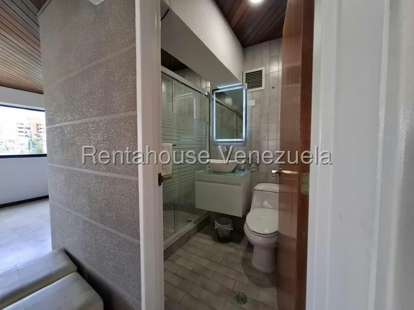 Apartamento (1 Nivel) en Venta en Colinas de Valle Arriba, Distrito Metropolitano - 28