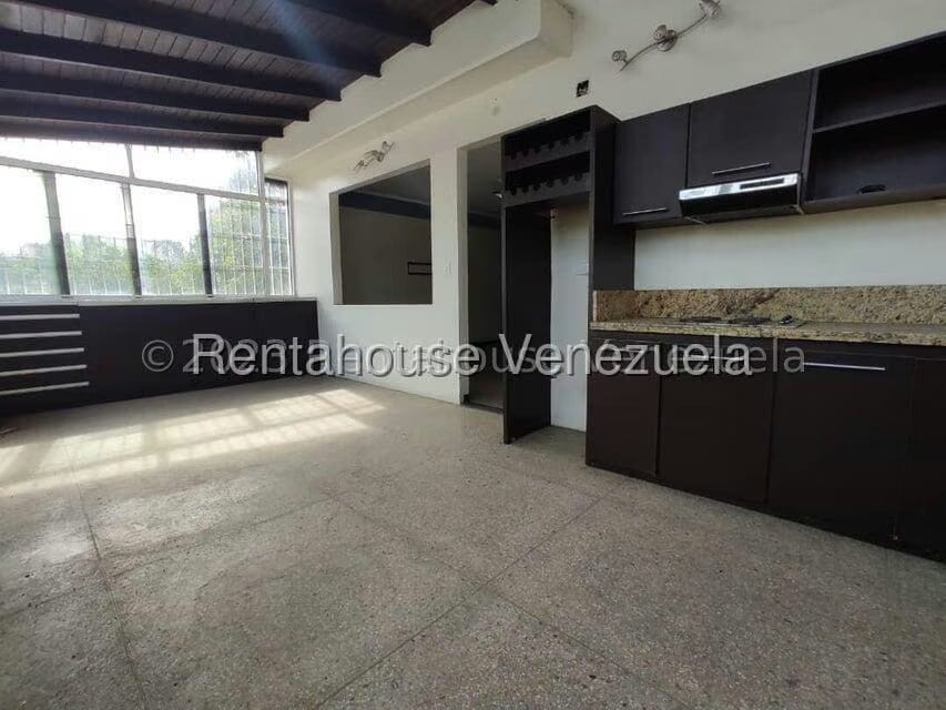 Comercial (Local Comercial) en Alquiler en Zona Este, Lara - 16