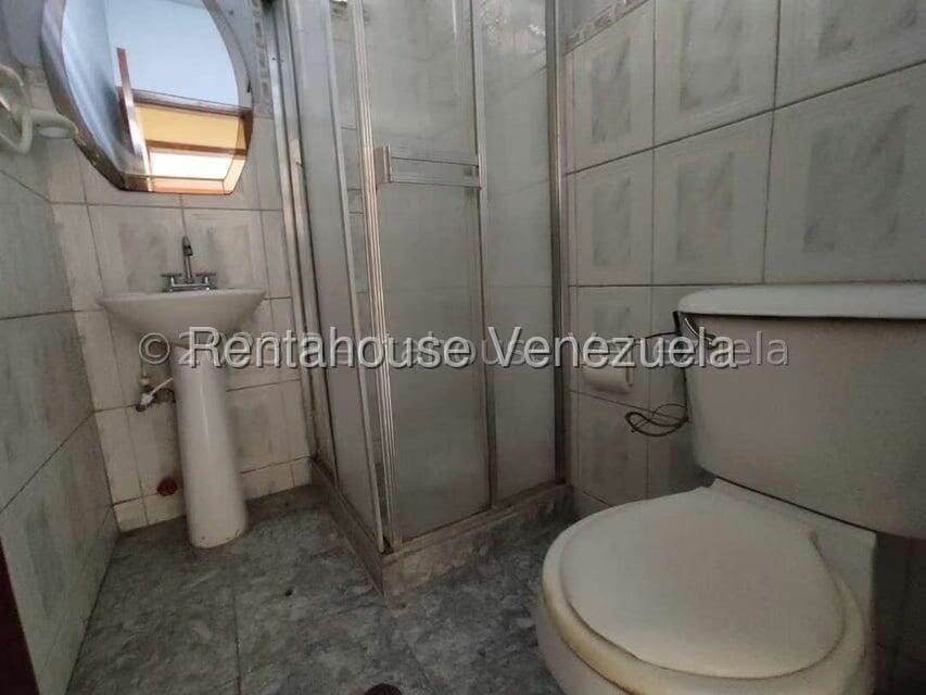 Comercial (Local Comercial) en Alquiler en Zona Este, Lara - 22