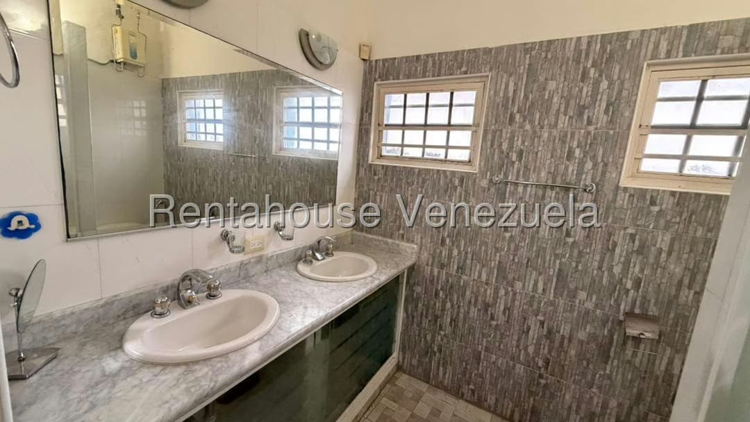 Casa (Multipes Niveles) en Venta en Club de Campo, Miranda - 20