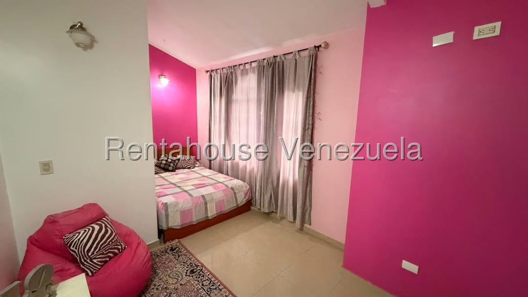 Casa (Multipes Niveles) en Venta en Club de Campo, Miranda - 24