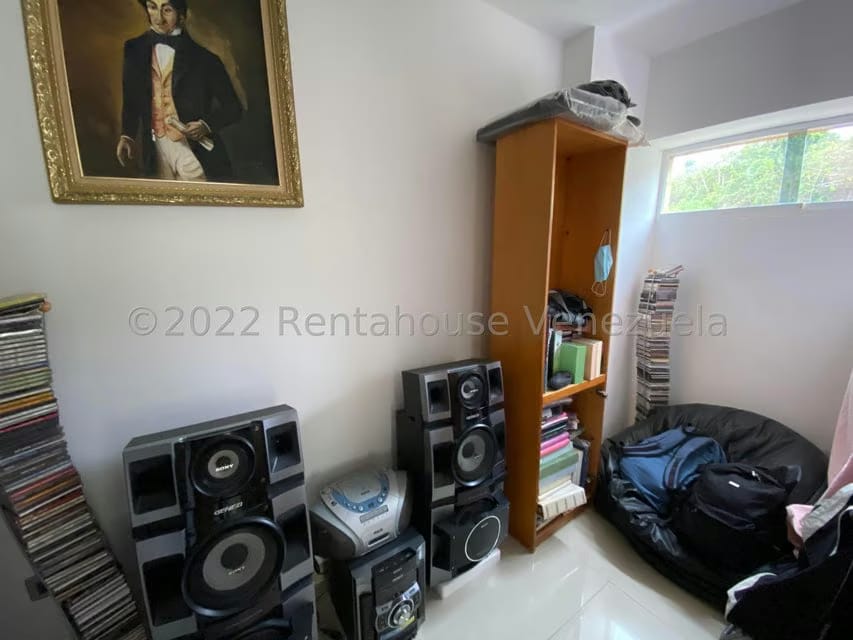 Apartamento (Penthouse) en Venta en Solar del Hatillo, Distrito Metropolitano - 13