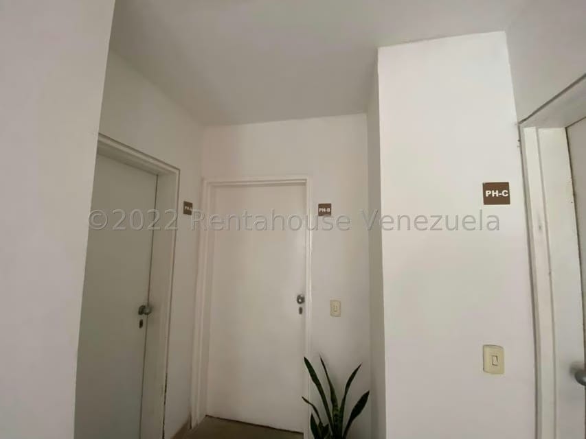 Apartamento (Penthouse) en Venta en Solar del Hatillo, Distrito Metropolitano - 26