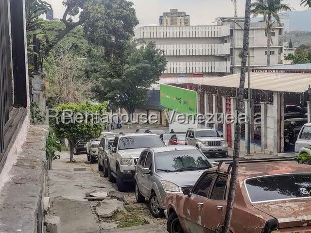 Comercial (Local Comercial) en Alquiler en Santa Monica, Distrito Metropolitano - 14