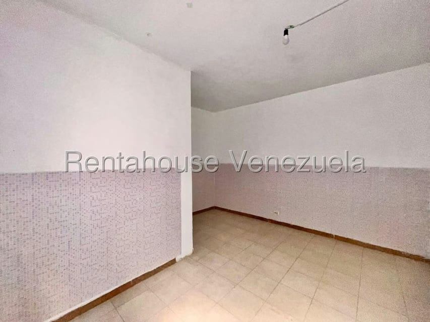Comercial (Local Comercial) en Alquiler en La Mata, Lara - 2