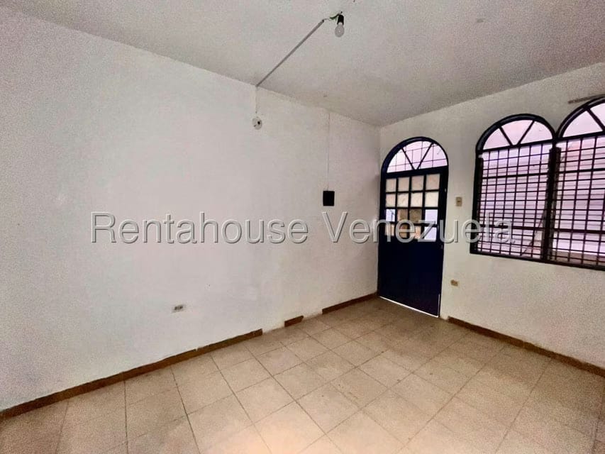 Comercial (Local Comercial) en Alquiler en La Mata, Lara - 5