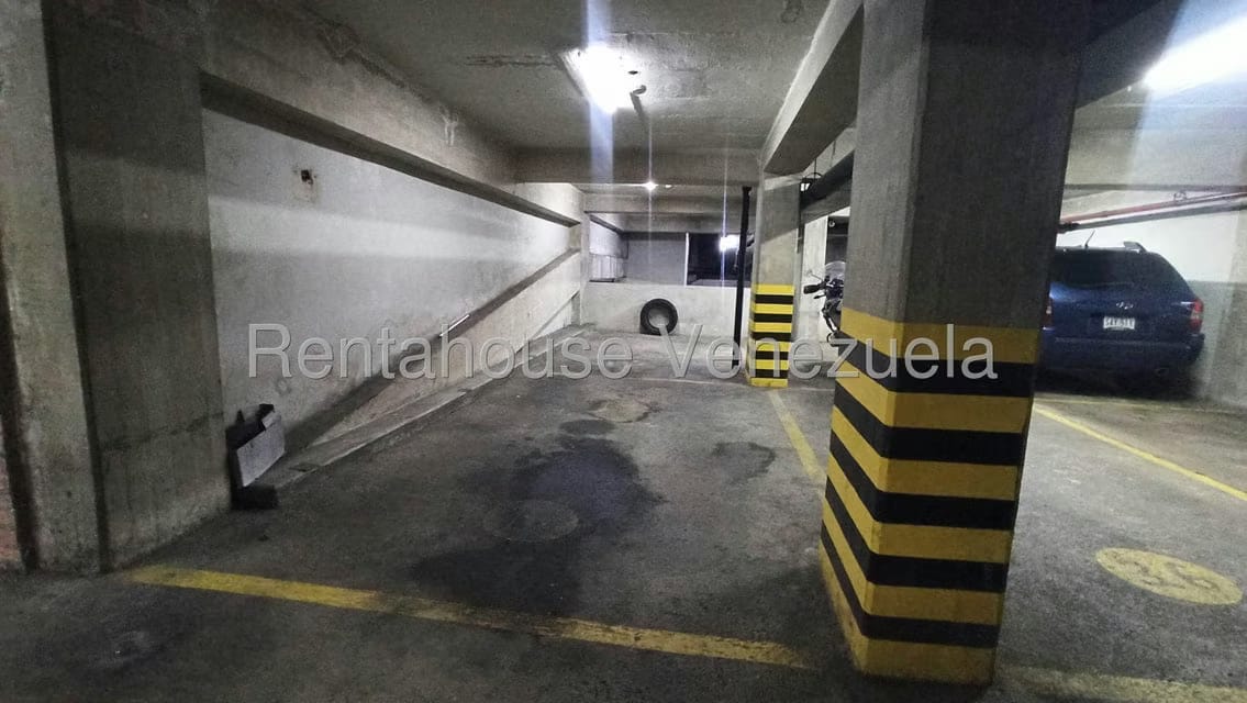 Apartamento (1 Nivel) en Alquiler en Los Samanes, Distrito Metropolitano - 26