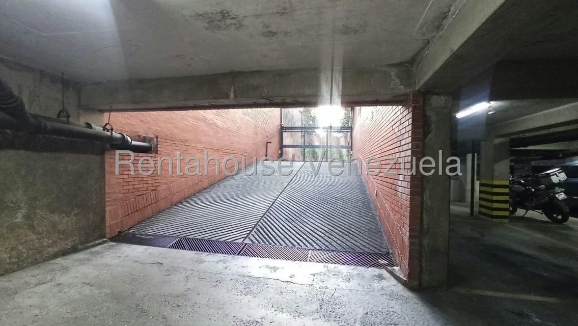 Apartamento (1 Nivel) en Alquiler en Los Samanes, Distrito Metropolitano - 27