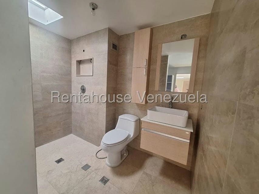 Apartamento (1 Nivel) en Venta en Colinas del Viento, Lara - 35