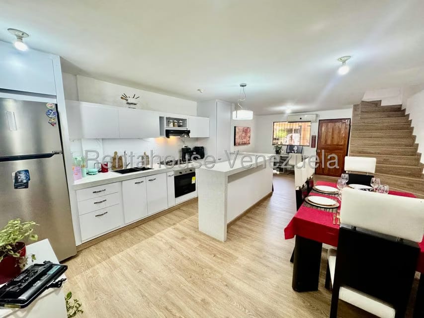 Casa (Duplex) en Venta en Avenida Libertador, Tachira - 3