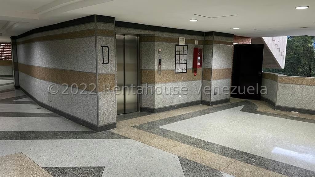 Apartamento (1 Nivel) en Venta en Monterrey, Distrito Metropolitano - 2