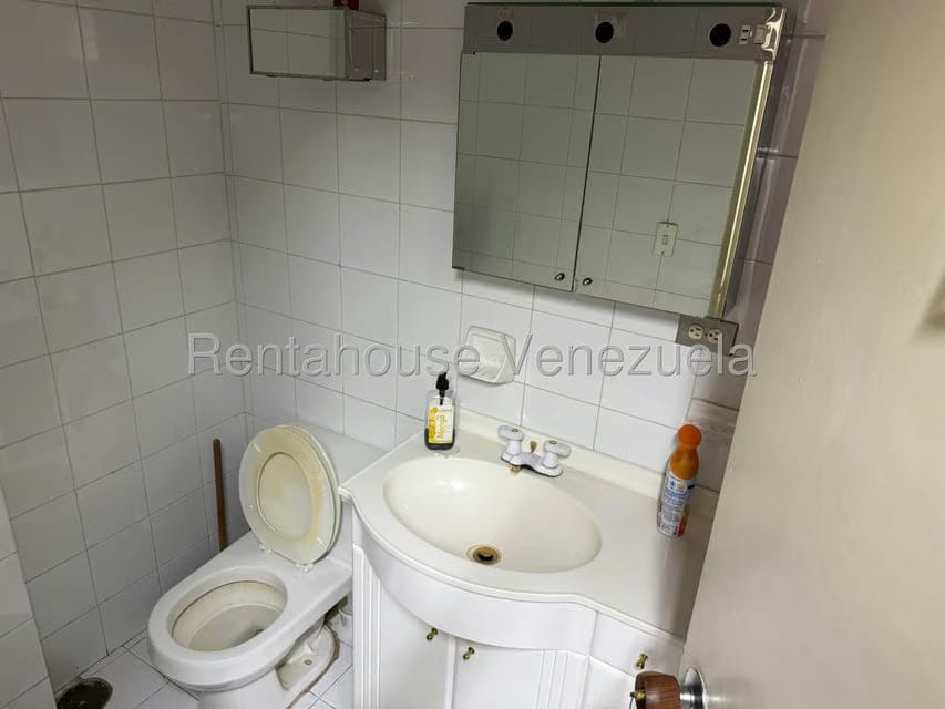 Comercial (Oficina) en Venta en Sabana Grande, Distrito Metropolitano - 24