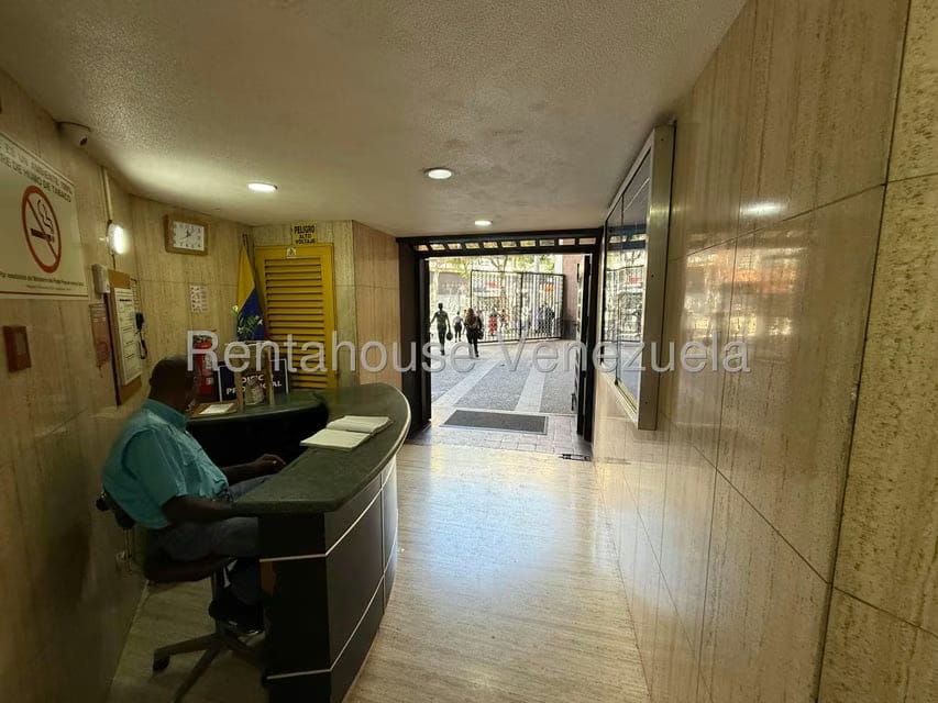 Comercial (Oficina) en Venta en Sabana Grande, Distrito Metropolitano - 4