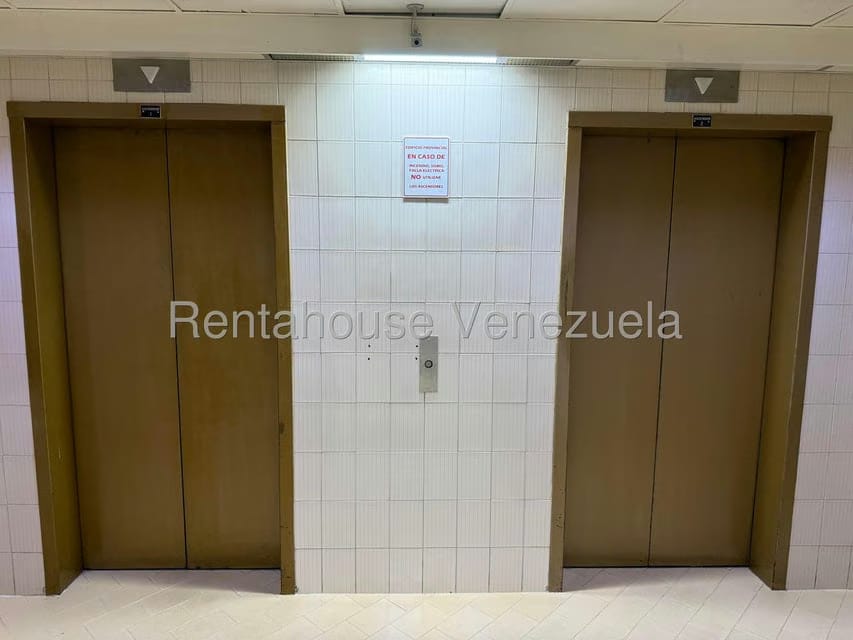 Comercial (Oficina) en Venta en Sabana Grande, Distrito Metropolitano - 7