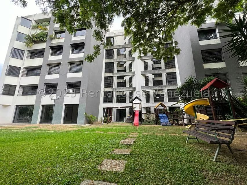 Apartamento (Duplex) en Venta en Los Palos Grandes, Distrito Metropolitano - 60