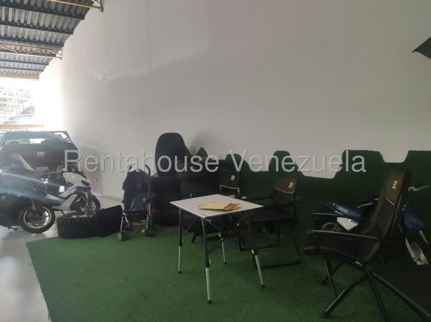 Negocios y Empresas (Automotores) en Venta en Los Dos Caminos, Distrito Metropolitano - 9