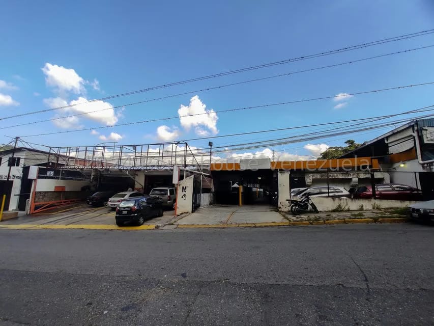 Comercial (Galpon - Deposito) en Venta en Macaracuay, Distrito Metropolitano