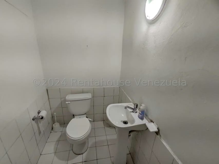 Comercial (Galpon - Deposito) en Venta en Macaracuay, Distrito Metropolitano - 18