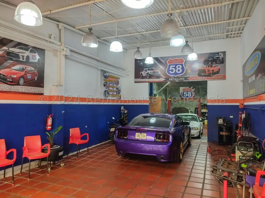 Comercial (Galpon - Deposito) en Venta en Macaracuay, Distrito Metropolitano - 3